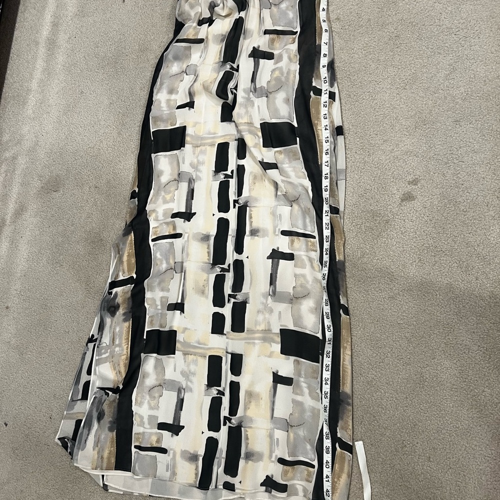 Alice and Olivia Silk halter dress with a side slit size small but stretchy - Picture 11 of 12